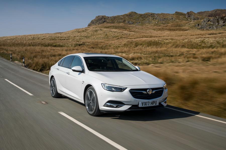  Vauxhall Insignia Grand Sport Turbo 4x4 2017 года  (фото 27 из 41)